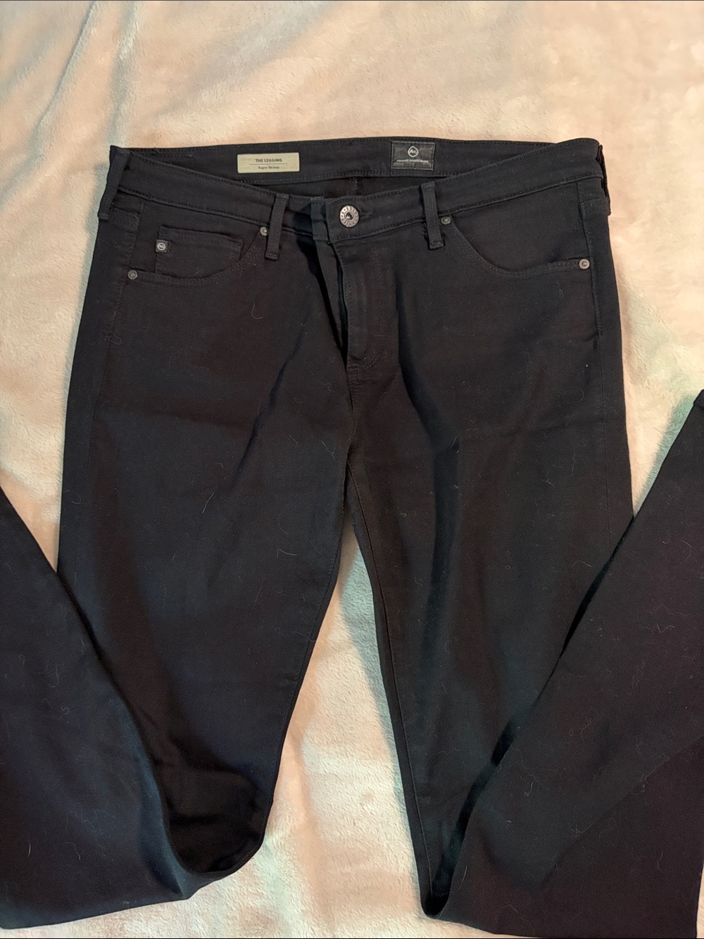 AG Adriano Goldschmied Black Skinny Jeans — Women’s Slim Fit